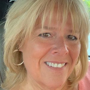 Meet your Posher, Sandi